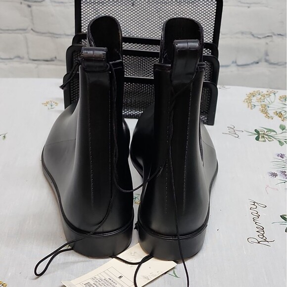 A New Day rain boots - Picture 2 of 8